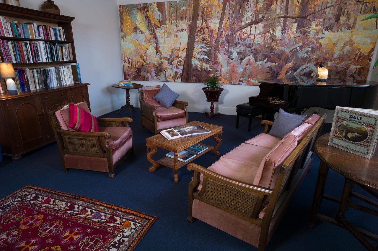 Northern Arts Hotel كاسلمين المظهر الخارجي الصورة